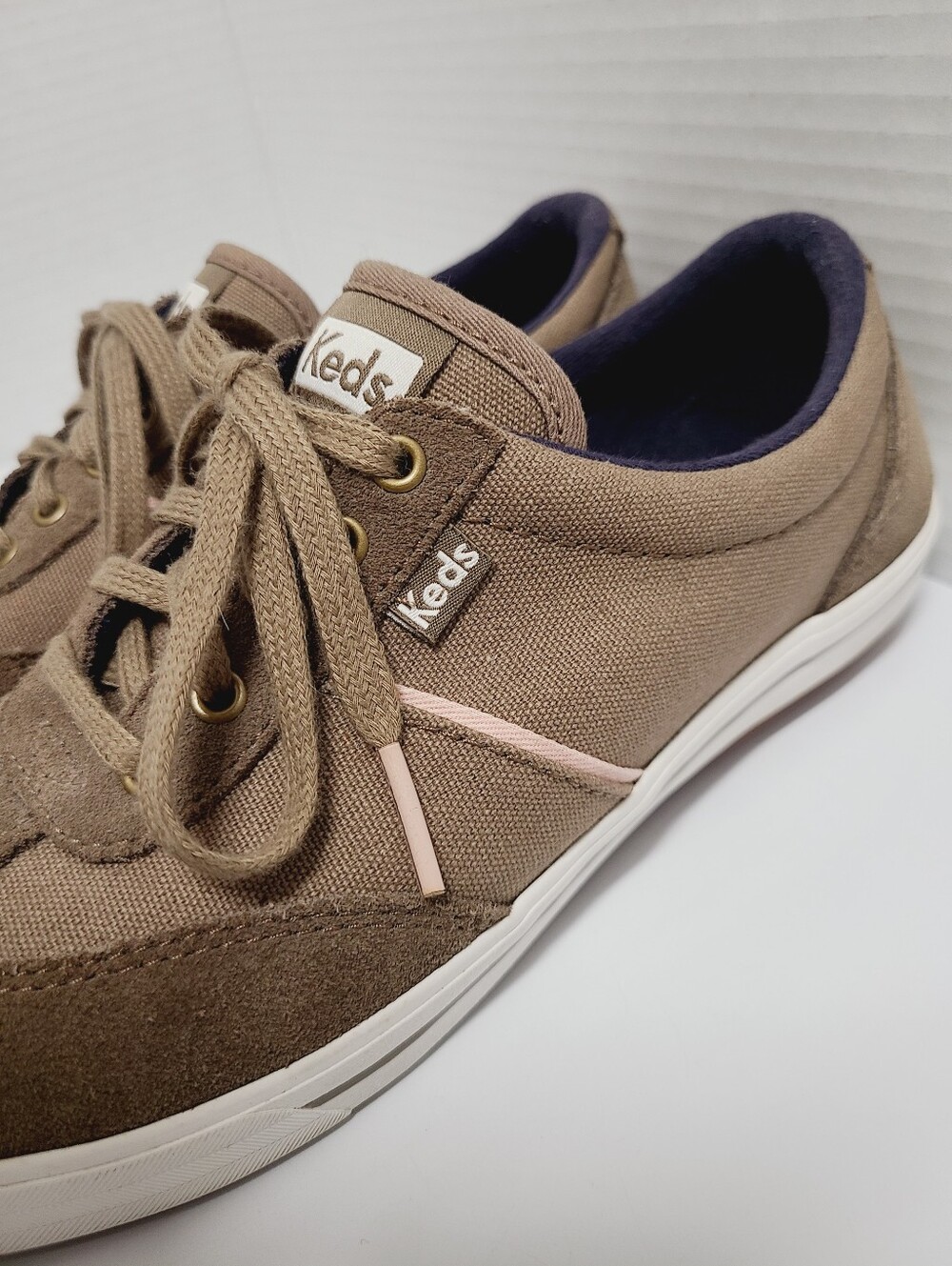 Keds Craze T-Toe Brown Suede Sneakers Pink Trim Sz 6 - Picture 3 of 12